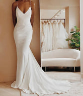 Modern Simple Satin Wedding Dress V-neck Spaghetti Straps Backless Formal Pleat Bridal Growns vestido de noiva Sweep Train White